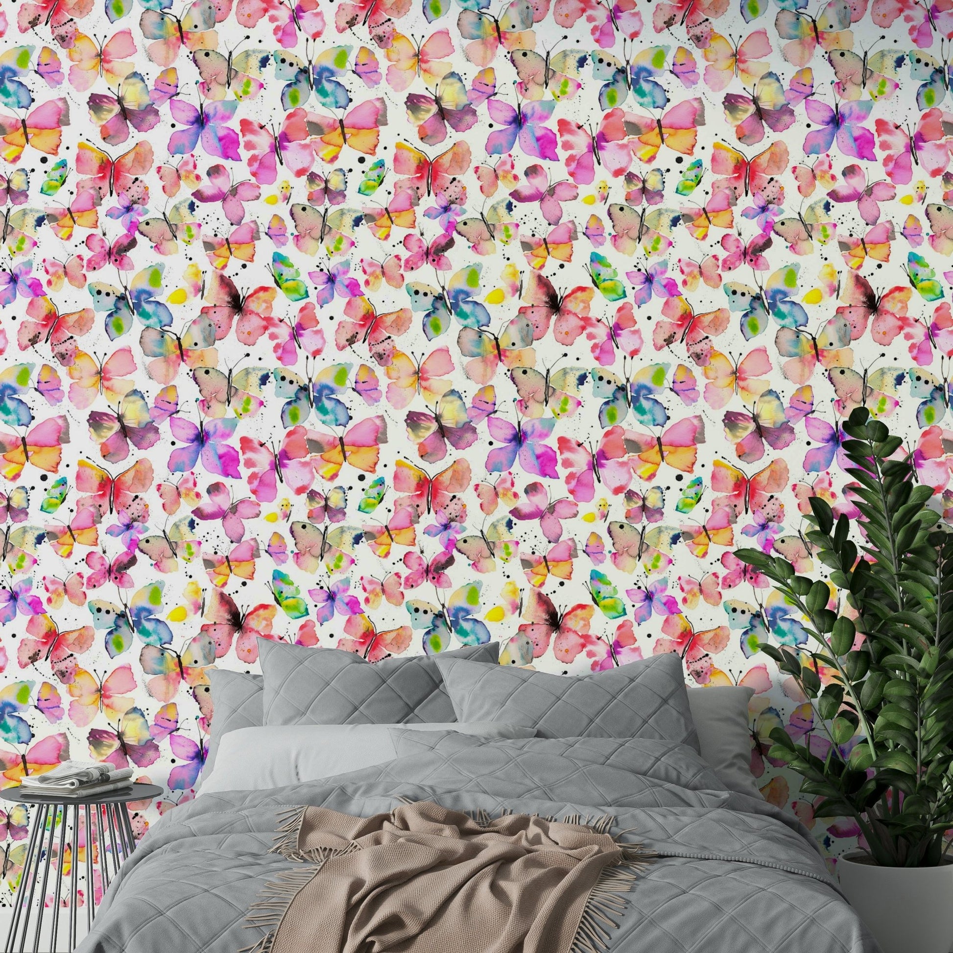 Artistic butterflies wallpaper with watercolor style

