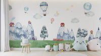 Nursery wallpaper featuring colorful hot air balloons Kids-10
