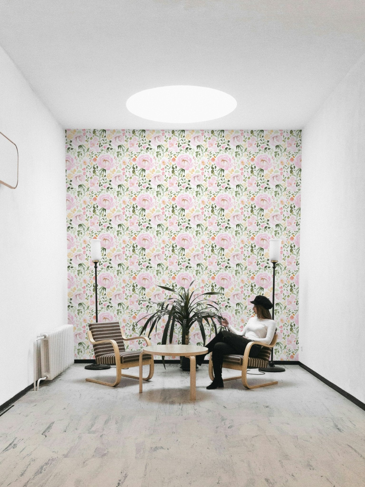 Watercolor Roses wallpaper featuring pink blooms and soft green foliage GD4908
