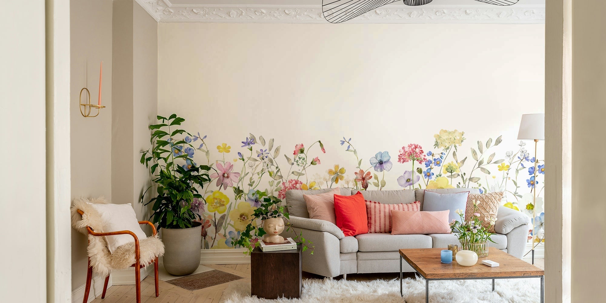 Watercolor wildflower meadow mural with soft pastel flowers, GD1260