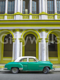  Vintage Vibe Wallpaper - Retro Classic Art