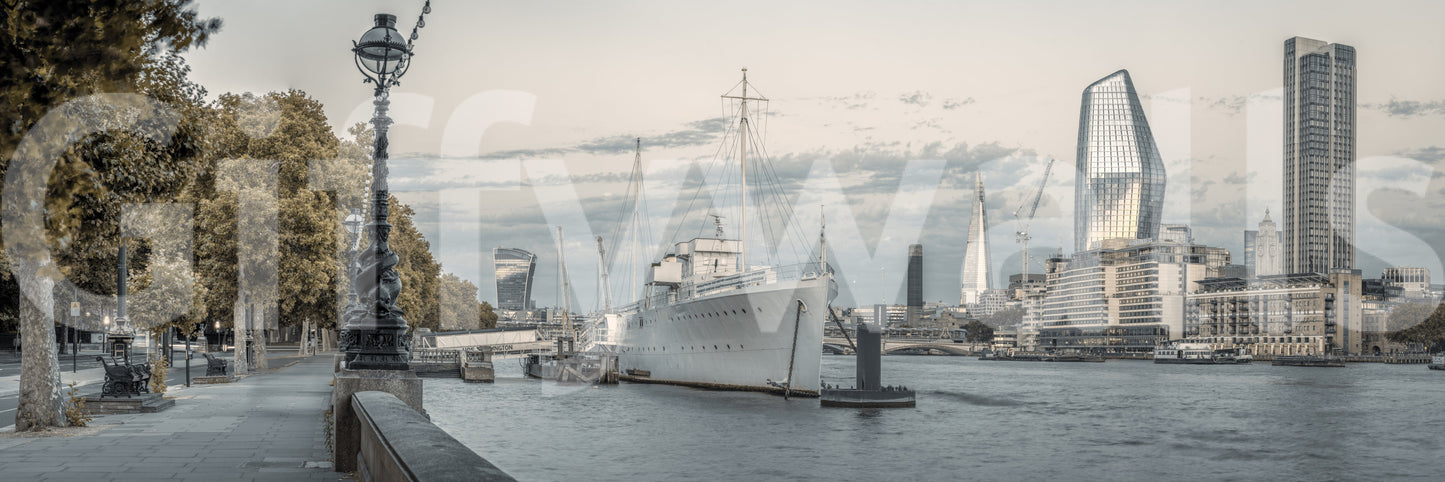 River Thames scenic view
