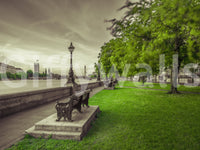Classic London wallpaper for walls, serene atmosphere, lovely river view.