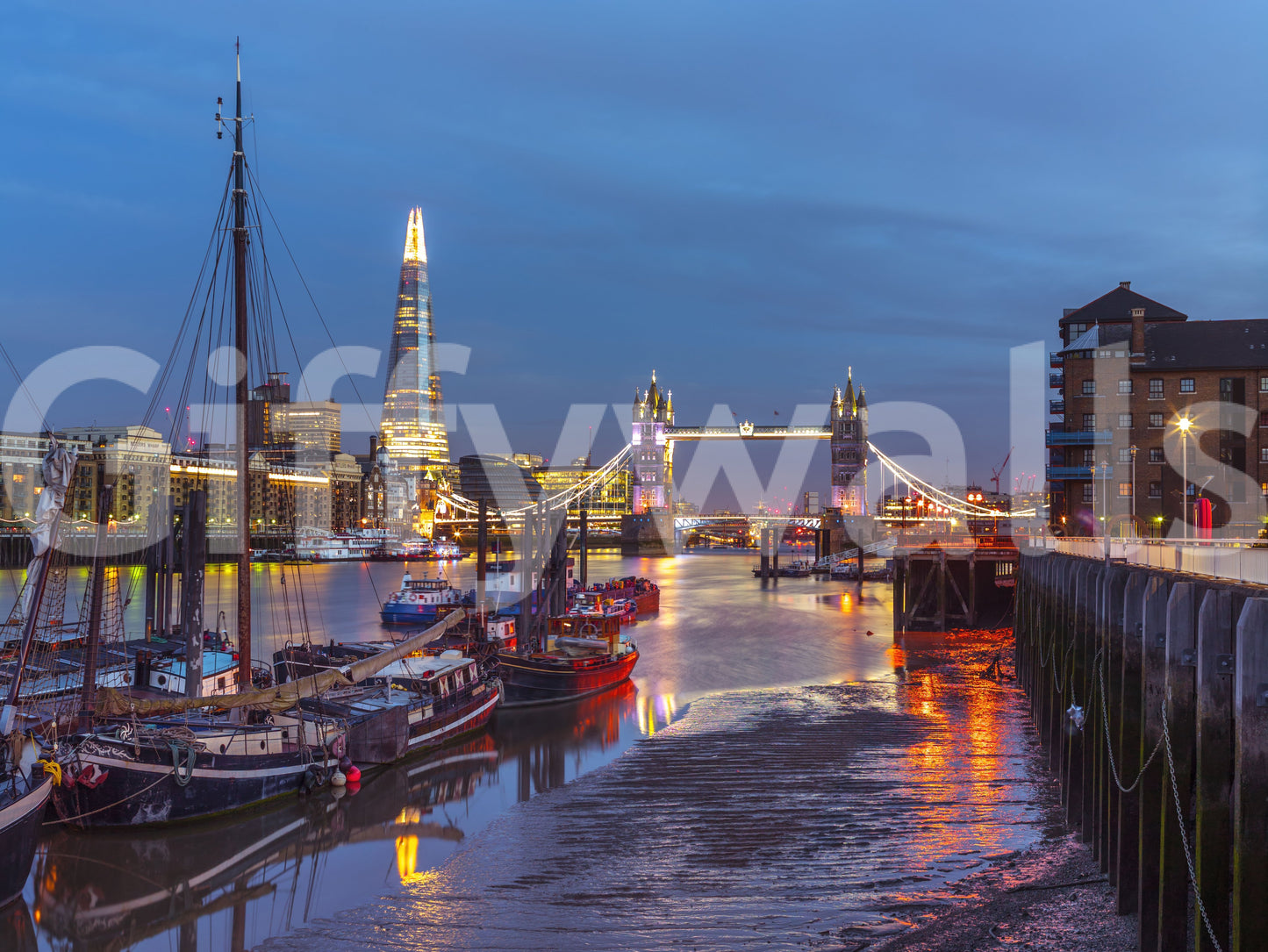 Thames Reflection Architecture Wall Mural