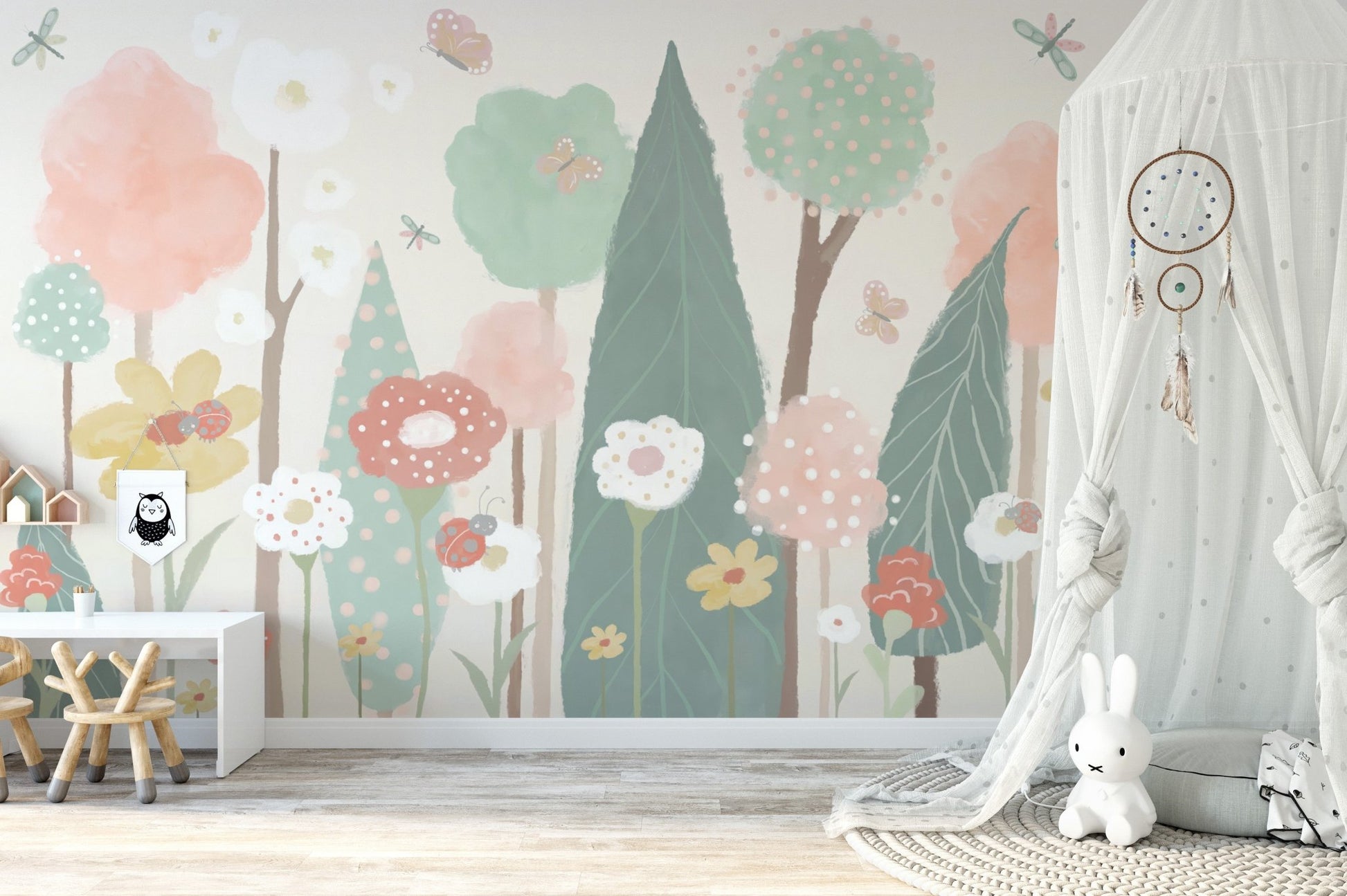 Charming botanical kids room wallpaper
