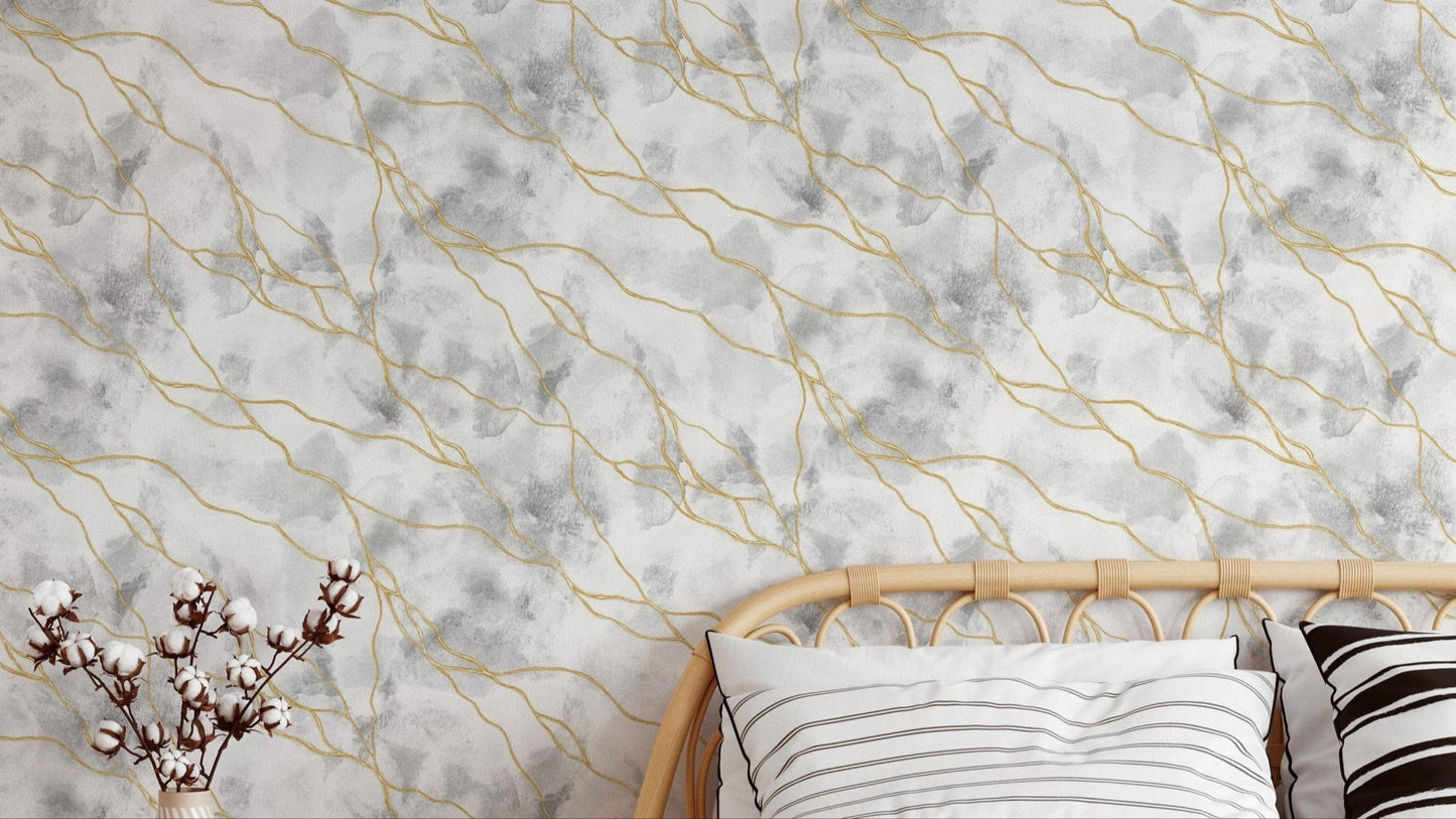 Elegant marble pattern in gold tones

