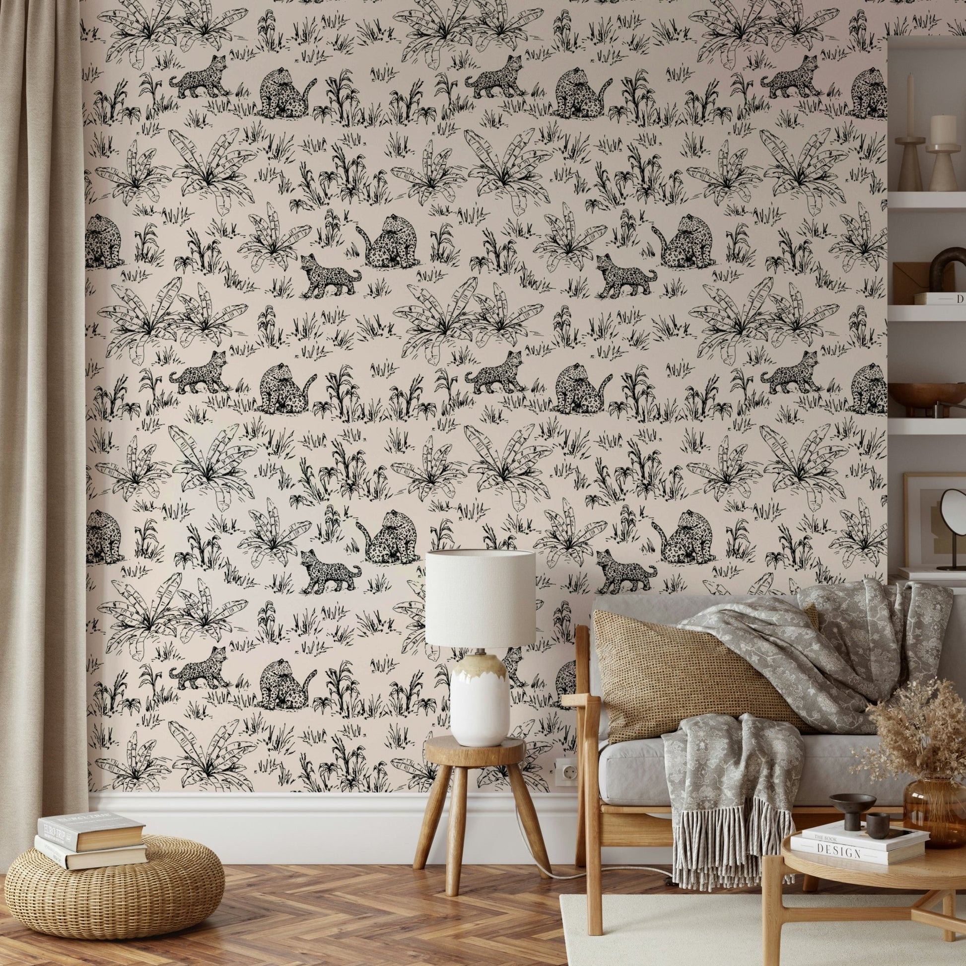 Wallpaper for walls with a powerful, artistic feel

