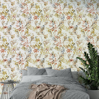 Gold Wild Nature Wallpaper Adds a Touch of Luxury

