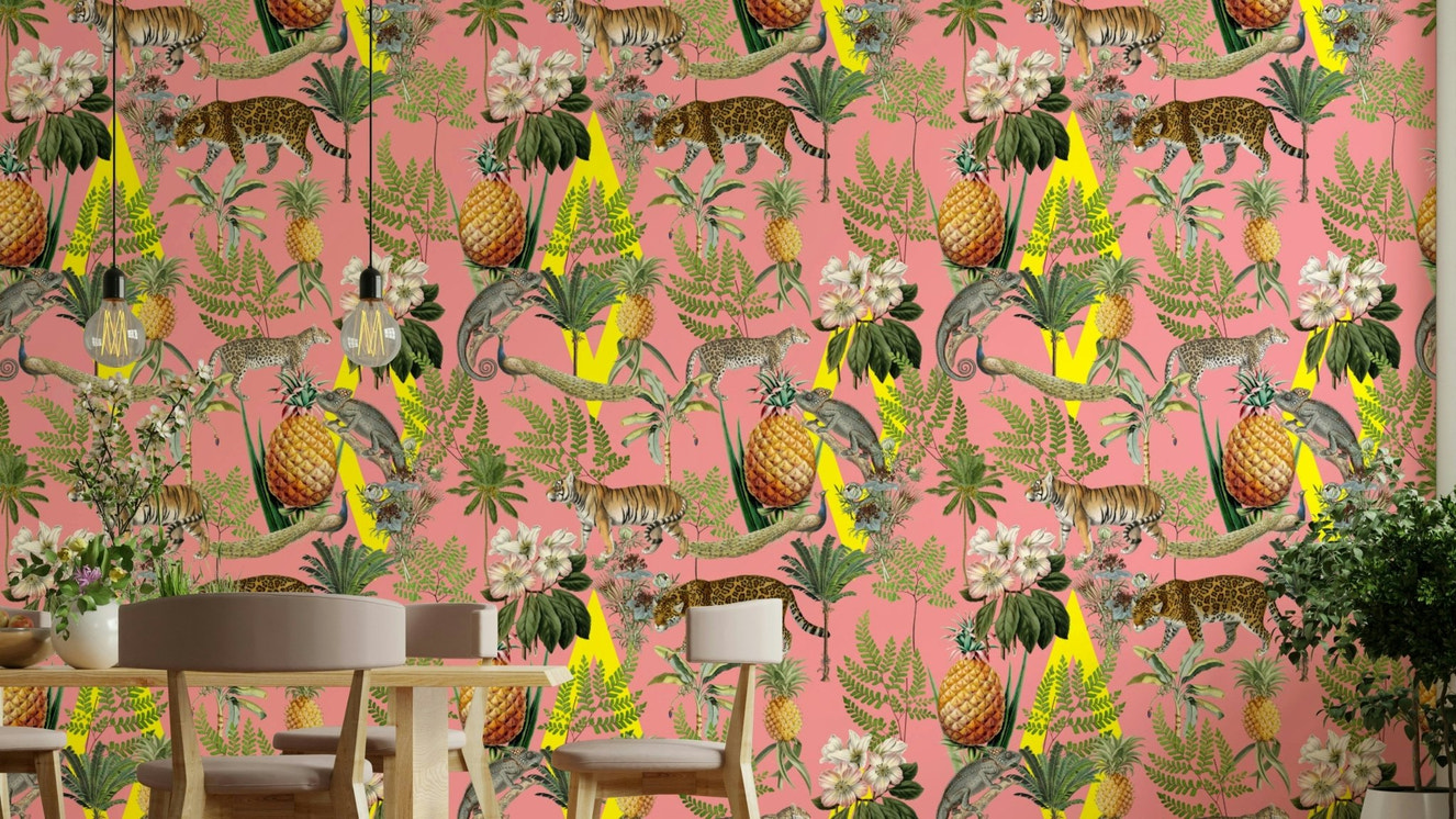 Elegant safari wallpaper with expansive savanna design

