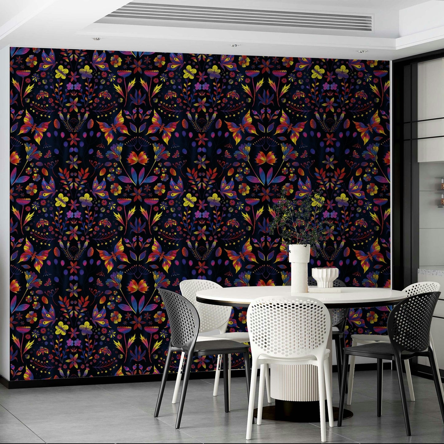 Statement wallpaper combining vivid botanicals and golden shimmer.

