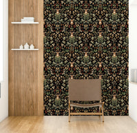 High-quality image of the William Morris vintage wallpaper

