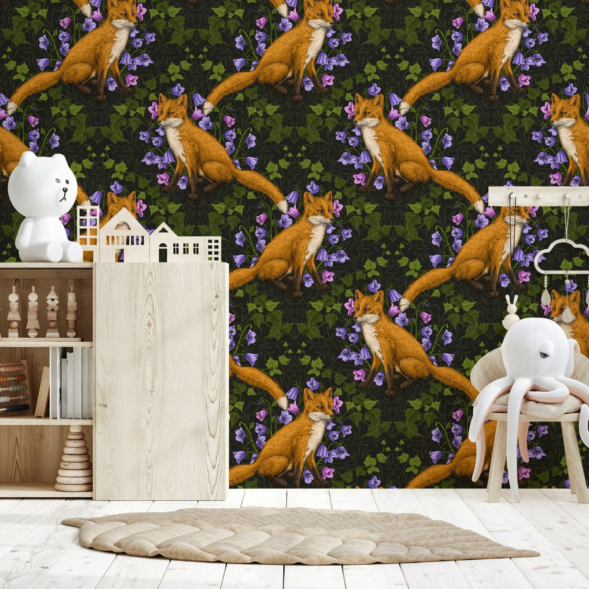 Enchanting animals and botanical print of the Woodland Whispers: Fox and ivy Wallpaper.